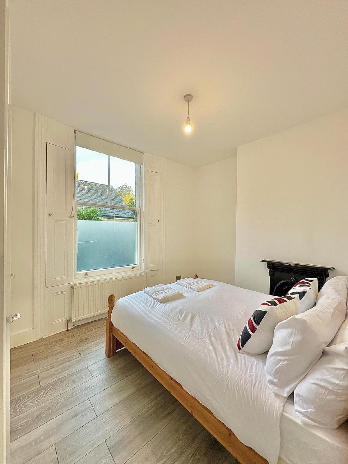 Flat B Stockwell Apartment London Bagian luar foto