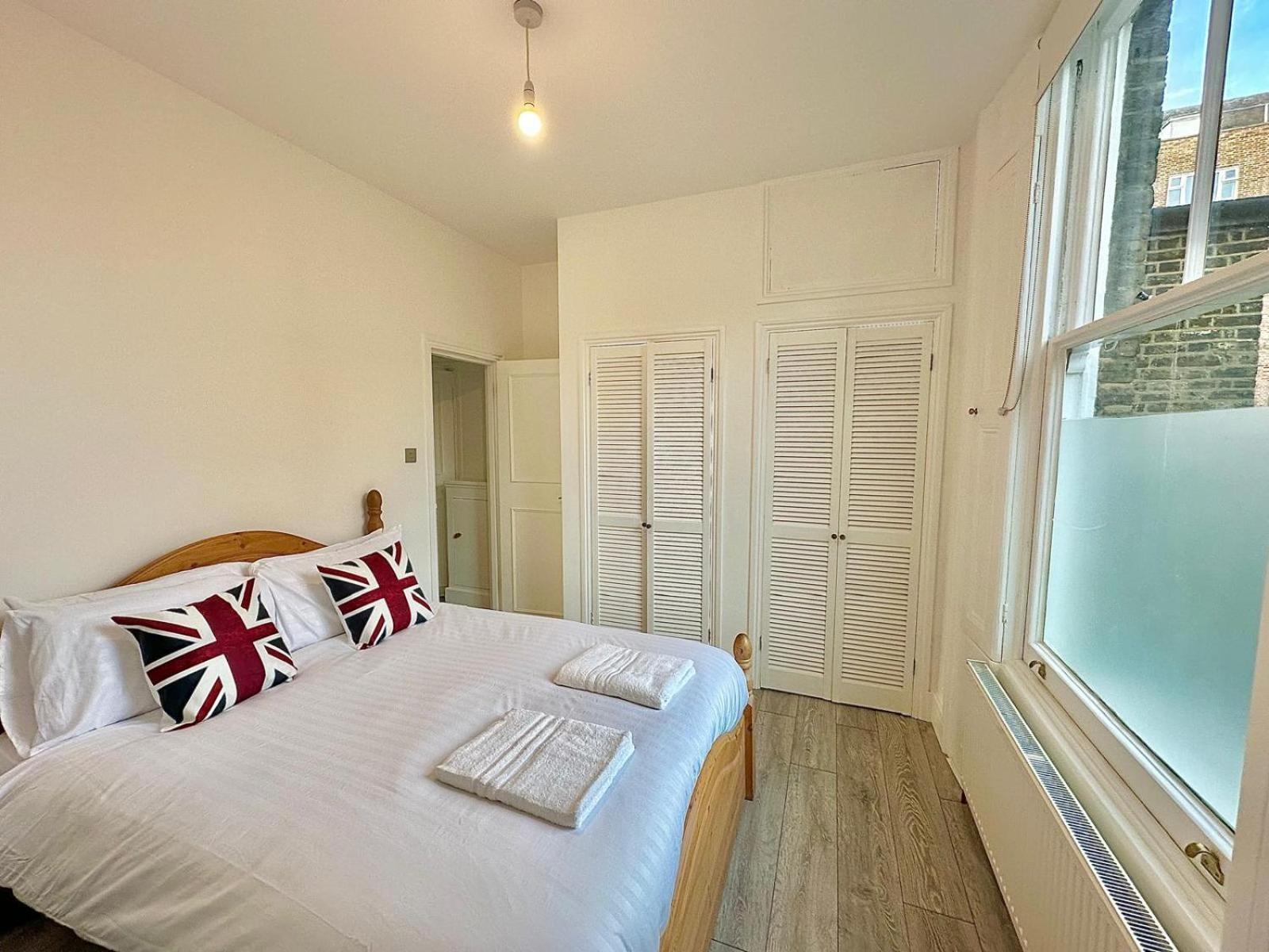 Flat B Stockwell Apartment London Bagian luar foto